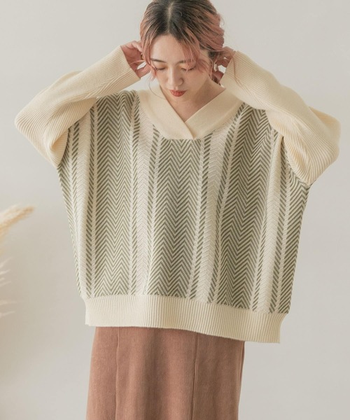 ITEMS URBANRESEARCH（アイテムズ アーバンリサーチ）の「ヘリンボーンVネックニット（ニット/セーター・レディース・ベージュ/グリーン・FREE）」の9枚目の写真