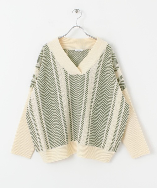 ITEMS URBANRESEARCH（アイテムズ アーバンリサーチ）の「ヘリンボーンVネックニット（ニット/セーター・レディース・ベージュ/グリーン・FREE）」の22枚目の写真