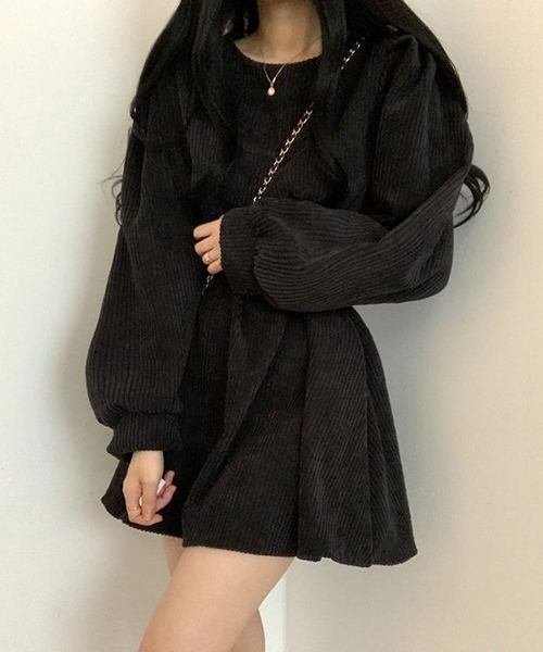 a lot of love(ア ロット オブ ラブ)の「ボリュームパフスリーブ コーデュロイワンピース(ワンピース・レディース・ブラック/モカ/グレー・FREE)」の1枚目の写真