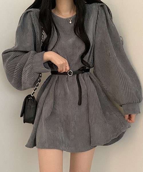 a lot of love(ア ロット オブ ラブ)の「ボリュームパフスリーブ コーデュロイワンピース(ワンピース・レディース・ブラック/モカ/グレー・FREE)」の9枚目の写真