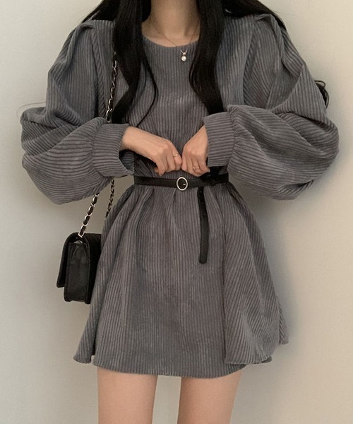 a lot of love(ア ロット オブ ラブ)の「ボリュームパフスリーブ コーデュロイワンピース(ワンピース・レディース・ブラック/モカ/グレー・FREE)」の10枚目の写真