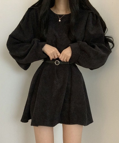 a lot of love(ア ロット オブ ラブ)の「ボリュームパフスリーブ コーデュロイワンピース(ワンピース・レディース・ブラック/モカ/グレー・FREE)」の18枚目の写真
