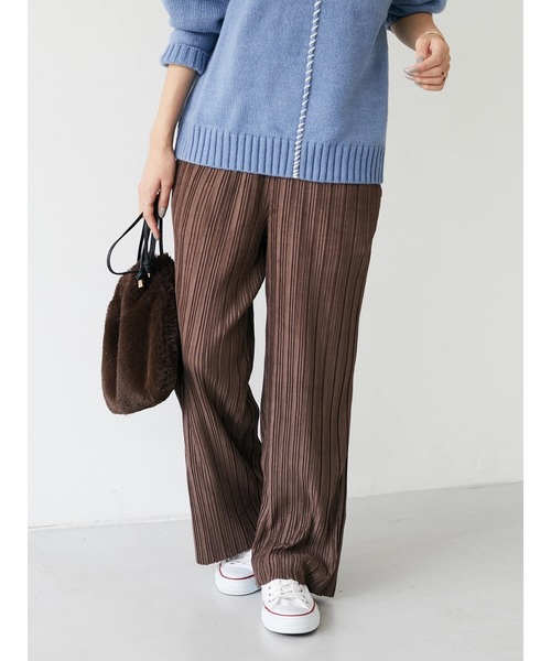 CRAFT STANDARD BOUTIQUE(クラフトスタンダードブティック)の「スエードプリーツパンツ *(その他パンツ・レディース・ブラウン/ブラック・M/L)」の17枚目の写真