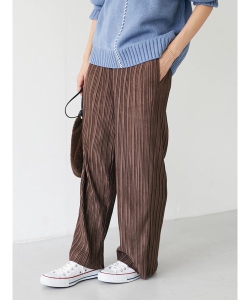 CRAFT STANDARD BOUTIQUE(クラフトスタンダードブティック)の「スエードプリーツパンツ *(その他パンツ・レディース・ブラウン/ブラック・M/L)」の19枚目の写真