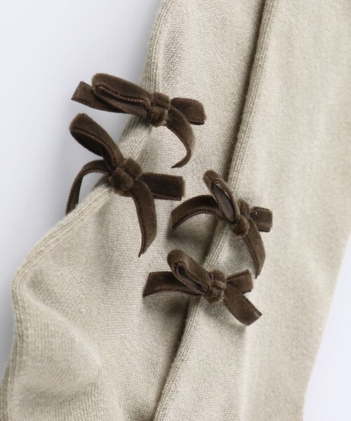 BRANSHES（ブランシェス）の「ベロアリボン付きタイツ（タイツ/ストッキング・キッズ・ベージュ/チャコールグレー・85/120/135/95/105）」の7枚目の写真