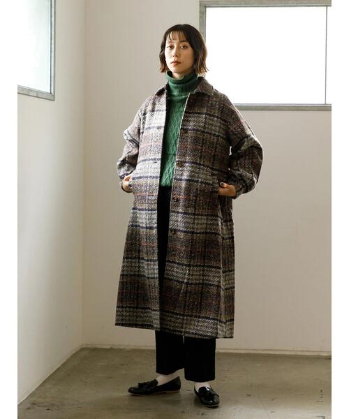 koe（コエ）の「ロング丈チェック柄後ろタックコート（チェスターコート・レディース・ブラウン/サックスブルー・M）」の12枚目の写真
