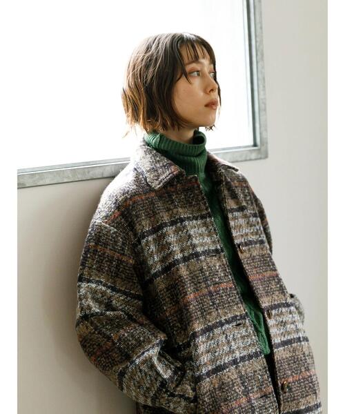 koe（コエ）の「ロング丈チェック柄後ろタックコート（チェスターコート・レディース・ブラウン/サックスブルー・M）」の15枚目の写真