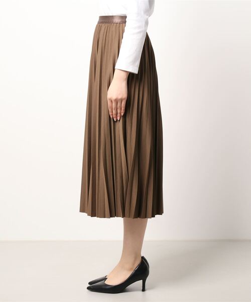 toucher du brise（トゥシェドブリーズ）の「アコーディオンプリーツスカート（スカート・レディース・ブラック/カーキ/モカ・M）」の5枚目の写真