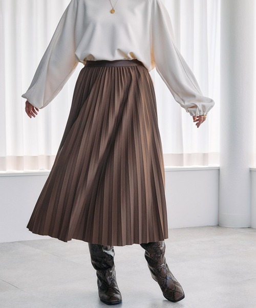 toucher du brise（トゥシェドブリーズ）の「アコーディオンプリーツスカート（スカート・レディース・ブラック/カーキ/モカ・M）」の2枚目の写真