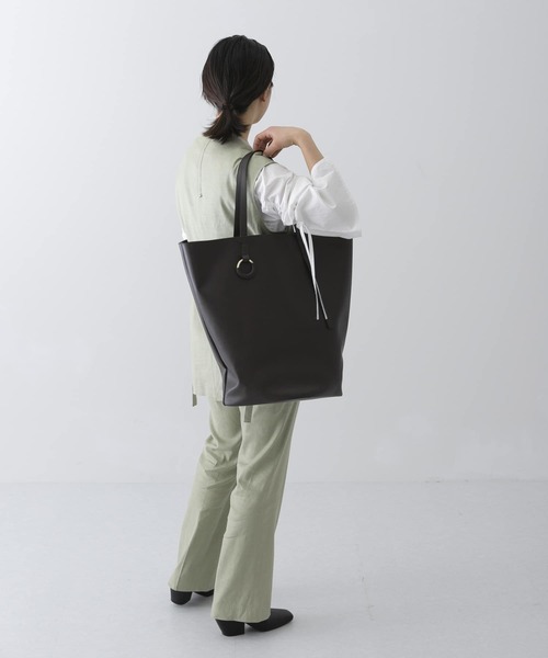 URBAN RESEARCH(アーバンリサーチ)の「ANABEL RING tote(トートバッグ・レディース・ブラウン/カーキ/ブルー系その他・-)」の16枚目の写真