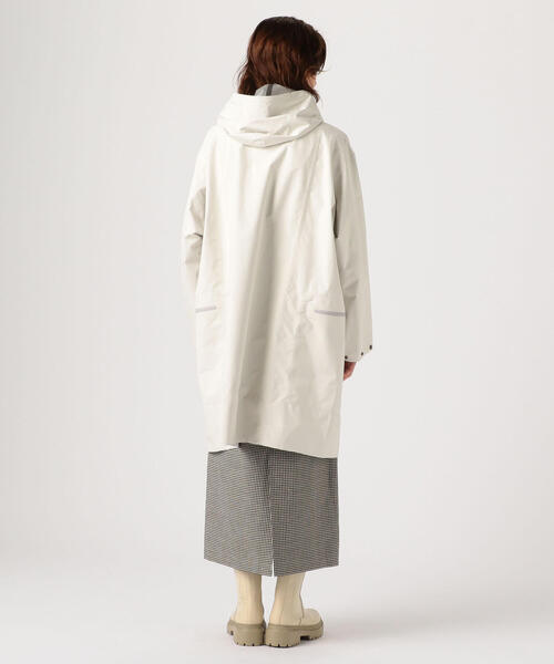 TOMORROWLAND (トゥモローランド)の「【別注】DESCENTE PAUSE×TOMORROWLAND フーデットロングコート(その他アウター・レディース・ホワイト/ブラック/グレー・S)」の8枚目の写真