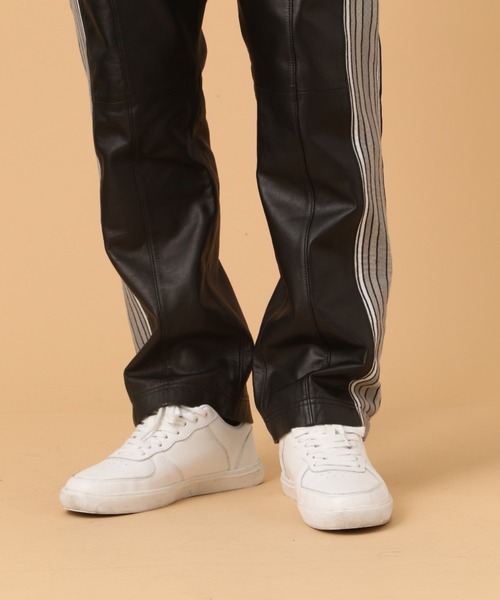 AVIREX（アヴィレックス）の「レザー トラック スーツ セットアップ / LEATHER TRACK SUIT SETUP / アヴィレックス / AVIREX（その他アウター・メンズ・ブラック・MEDIUM/LARGE/X-LARGE/XX-LARGE）」の16枚目の写真