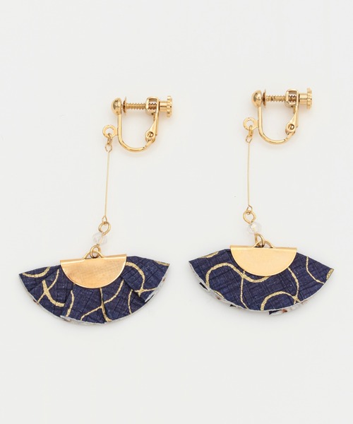 カヤ(カヤ)の「【カヤ】和紙寄せイヤリング(イヤリング・レディース・ネイビー/ホワイト/レッド・FREE)」の10枚目の写真