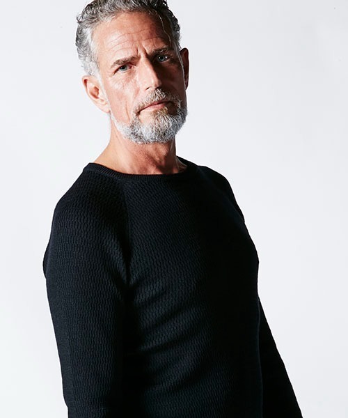 1 piu 1 uguale 3(ウノピゥウノウグァーレトレ)の「waffle Knit(ニット/セーター・メンズ・ブラック/グレー/ネイビー・Ⅲ/Ⅳ/Ⅴ/Ⅵ)」の16枚目の写真