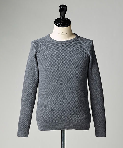 1 piu 1 uguale 3(ウノピゥウノウグァーレトレ)の「waffle Knit(ニット/セーター・メンズ・ブラック/グレー/ネイビー・Ⅲ/Ⅳ/Ⅴ/Ⅵ)」の20枚目の写真