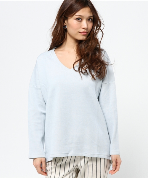 MOUSSY（マウジー）の「Double Cloth V/N Loose TOPS（Tシャツ/カットソー・レディース・トップグレー/ブラック/ライトブルー/オフホワイト・FREE）」の4枚目の写真