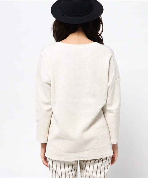 MOUSSY（マウジー）の「Double Cloth V/N Loose TOPS（Tシャツ/カットソー・レディース・トップグレー/ブラック/ライトブルー/オフホワイト・FREE）」の7枚目の写真