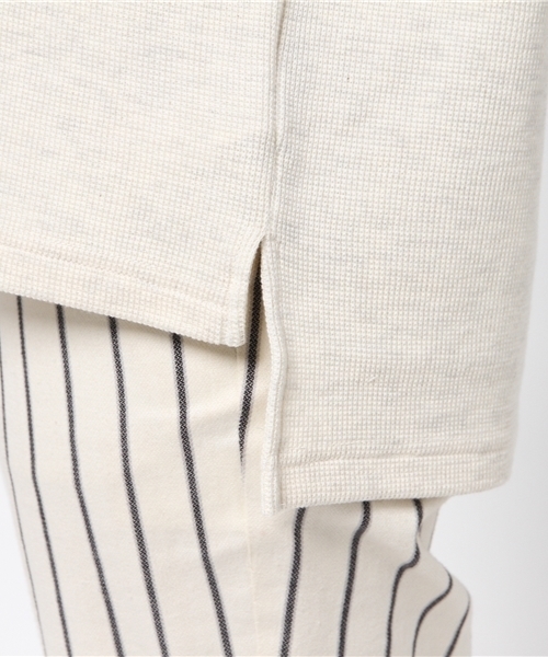 MOUSSY（マウジー）の「Double Cloth V/N Loose TOPS（Tシャツ/カットソー・レディース・トップグレー/ブラック/ライトブルー/オフホワイト・FREE）」の11枚目の写真