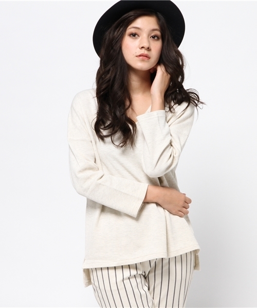 MOUSSY（マウジー）の「Double Cloth V/N Loose TOPS（Tシャツ/カットソー・レディース・トップグレー/ブラック/ライトブルー/オフホワイト・FREE）」の13枚目の写真