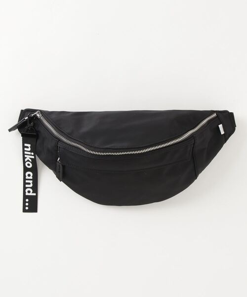 セール ブランド古着 ウエストバッグ ボディバッグ ウエストポーチ Niko And ニコアンド のファッション通販 Zozoused