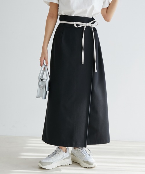 vis-`a-vis（ビサビ）の「【WEB限定】リネンライク配色サイドリボンスリット入りラップスカート（スカート・レディース・ブラック/キナリ/オリーブ/オレンジ・M/S）」の3枚目の写真