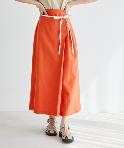 vis-`a-vis（ビサビ）の「【WEB限定】リネンライク配色サイドリボンスリット入りラップスカート（スカート・レディース・ブラック/キナリ/オリーブ/オレンジ・M/S）」の5枚目の写真