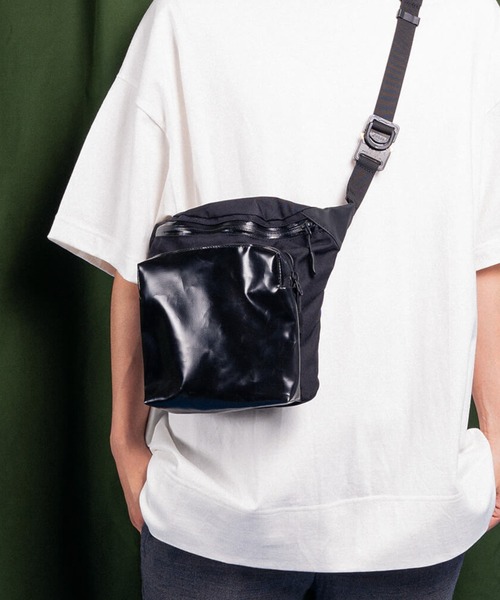 BAGJACK（バッグジャック）の「BAGJACK hipbag DP（ショルダーバッグ・メンズ・ブラック・FREE）」の13枚目の写真