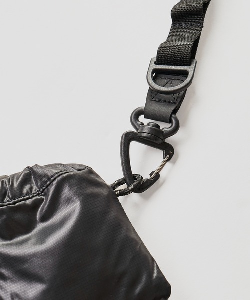 WILD THINGS（ワイルドシングス）の「【WILD THINGS/ワイルドシングス】X-PACK ストラップテープ（ショルダーバッグ・メンズ・ブラック/ベージュ/グリーン・FREE）」の11枚目の写真