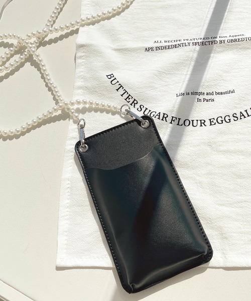 apres jour（アプレジュール）の「パールショルダースマホケース【ZOZOTOWN限定アイテム】（スマホグッズ・レディース・ブラック/ピンク系その他/アイボリー/ライトブルー・ﾌﾘ-）」の2枚目の写真