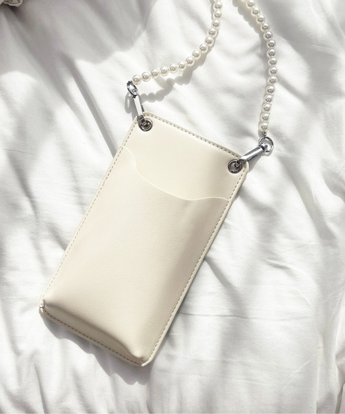 apres jour（アプレジュール）の「パールショルダースマホケース【ZOZOTOWN限定アイテム】（スマホグッズ・レディース・ブラック/ピンク系その他/アイボリー/ライトブルー・ﾌﾘ-）」の12枚目の写真