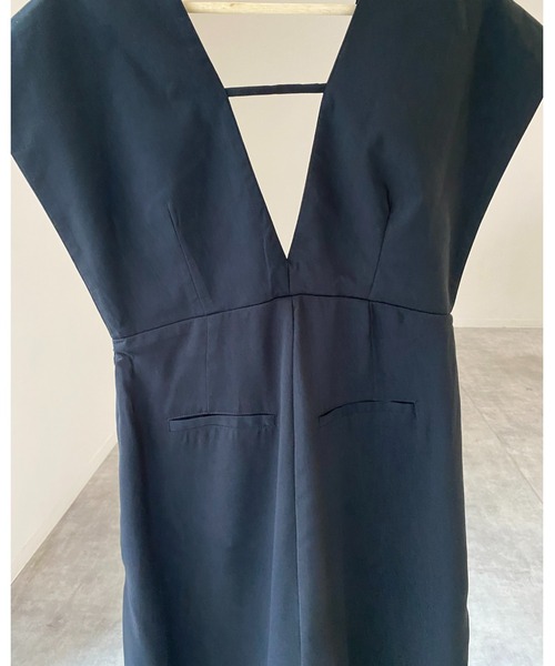 She's Closet(シーズクローゼット)の「深Vネックハイウエストフレンチスリーブオールインワンサロペット(つなぎ/オールインワン・レディース・ブラック/ベージュ/モカ・FREE)」の4枚目の写真
