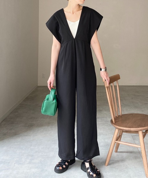 【未使用級✨️】ナエ スムースリバーシブルオールインワン サロペット M ブラック オールインワンスーツ地大人Vネック（サロペット/オーバーオール）｜No