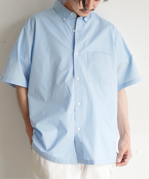417 EDIFICE(フォーワンセブンエディフィス)の「【ESSENTIAL / エッセンシャル】ボタンダウン ショートスリーブ シャツ(シャツ/ブラウス・メンズ・ホワイト/サックスブルー/ブルー系その他/その他7/その他10/その他16・MEDIUM/LARGE/SMALL)」の1枚目の写真