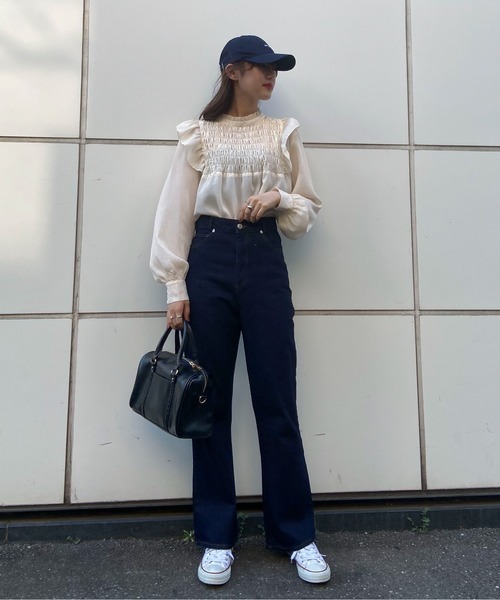 EPIMI E'PIMMY(エピミエピミー)の「シャーリングフリルブラウス(シャツ/ブラウス・レディース・ブラック/ベージュ/オフホワイト・MEDIUM)」の8枚目の写真