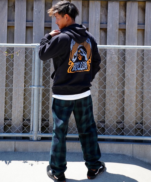 VOLCOM プルオーバーパーカー バックプリント 古着 カーキ Lサイズ VOLCOM ボルコム A4102098 メンズ バックプリント プルオーバー