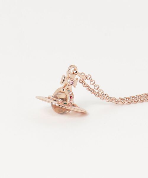 Vivienne Westwood（ヴィヴィアンウエストウッド）の「【Vivienne Westwood】NEW TINY ORB PENDANT 63020097（ネックレス・レディース・ピンク/シルバー/ゴールド/シルバー系その他・FREE）」の6枚目の写真