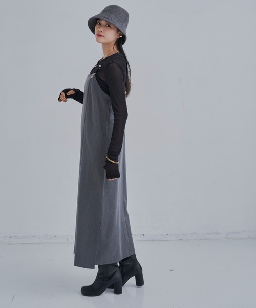 CLEARIMPRESSION （クリアインプレッション）の「【長さ調整可能】サスペンダーナローワンピース（ワンピース・レディース・ブラック/グレー・FREE）」の19枚目の写真