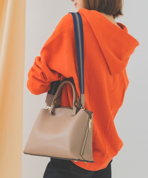 RODE SKO（ロデスコ）の「プチテープショルダー軽量トートバッグ（トートバッグ・レディース・グレー系その他/ブラック・ONE）」の16枚目の写真