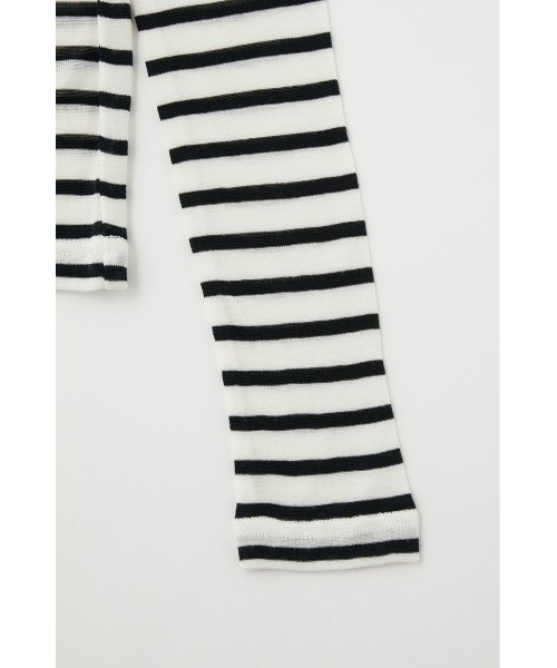 MOUSSY(マウジー)の「LOOSE FIT HIGH NECK トップス(Tシャツ/カットソー・レディース・レッド/ダークグリーン/オフホワイト/ブラック系その他・FREE)」の14枚目の写真