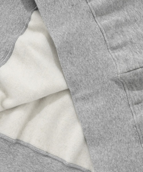 COVERNAT(カバーナット)の「【COVERNAT】C LOGO VARSITY PATCH SWEATSHIRTS / カバーナット C LOGO バーシティ パッチ スウェットシャツ(スウェット・メンズ・グレー/ネイビー・MEDIUM/LARGE)」の9枚目の写真