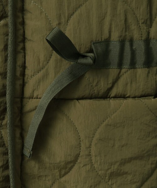 tk.TAKEO KIKUCHI（ティーケータケオキクチ）の「◆ナイロンワッシャーキルティングベスト（ベスト・メンズ・ブラック/カーキ/ナチュラル・88/66）」の19枚目の写真