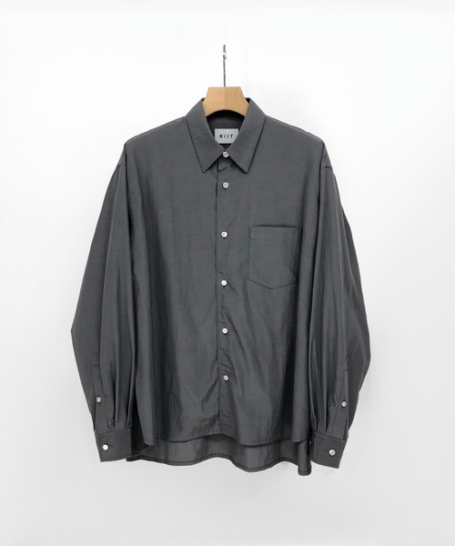 KIIT(キート)の「KIIT キート / R/C HIGH COUNT TYPEWRITER CLOTH REGULAR COLLAR SHIRT ハイカウントタイプライター レギュラーカラーシャツ / KIO-B97-200(シャツ/ブラウス・メンズ・レッド/チャコールグレー/アイボリー・1/3/2)」の2枚目の写真