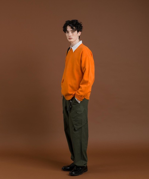 MUHET（ミュエータ）の「スラントポケットカーゴパンツ（カーゴパンツ・レディース・カーキ/ネイビー・SMALL/LARGE/MEDIUM）」の6枚目の写真