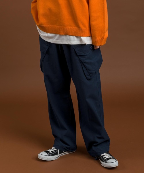 MUHET（ミュエータ）の「スラントポケットカーゴパンツ（カーゴパンツ・レディース・カーキ/ネイビー・SMALL/LARGE/MEDIUM）」の11枚目の写真