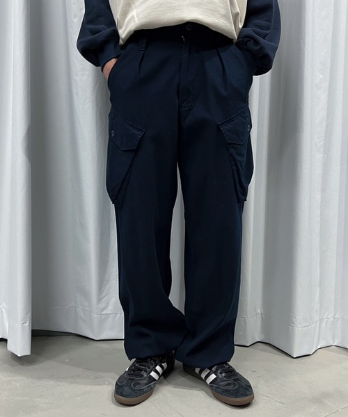 MUHET（ミュエータ）の「スラントポケットカーゴパンツ（カーゴパンツ・レディース・カーキ/ネイビー・SMALL/LARGE/MEDIUM）」の9枚目の写真