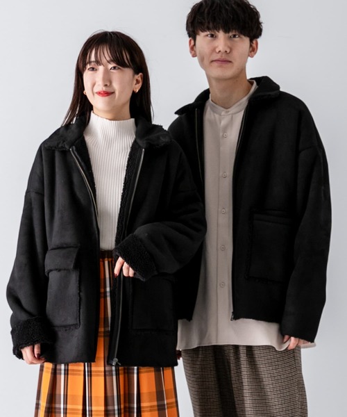 SENSE OF PLACE by URBAN RESEARCH(センスオブプレイスバイアーバンリサーチ)の「『ユニセックス』ムートンジップブルゾン(ブルゾン・メンズ・ブラック/ライトベージュ/カーキ・MEDIUM/LARGE)」の2枚目の写真