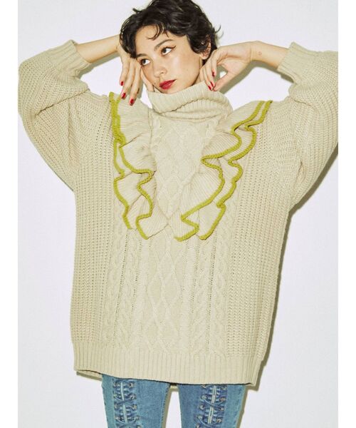 jouetie（ジュエティ）の「カラーフリルチュニックニット（ニット/セーター・レディース・アイボリー/ブラック/ブルー/レッド・MEDIUM）」の14枚目の写真