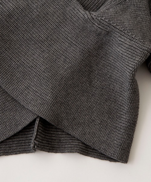 OLUPIC（オルピック）の「OLUPIC/【WEB限定】クロスデザインニットトップス（ニット/セーター・レディース・ダークグレー/アイボリー・FREE）」の14枚目の写真