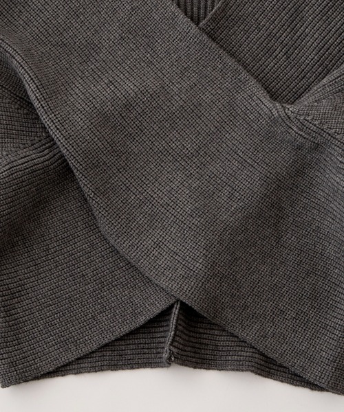 OLUPIC（オルピック）の「OLUPIC/【WEB限定】クロスデザインニットトップス（ニット/セーター・レディース・ダークグレー/アイボリー・FREE）」の21枚目の写真