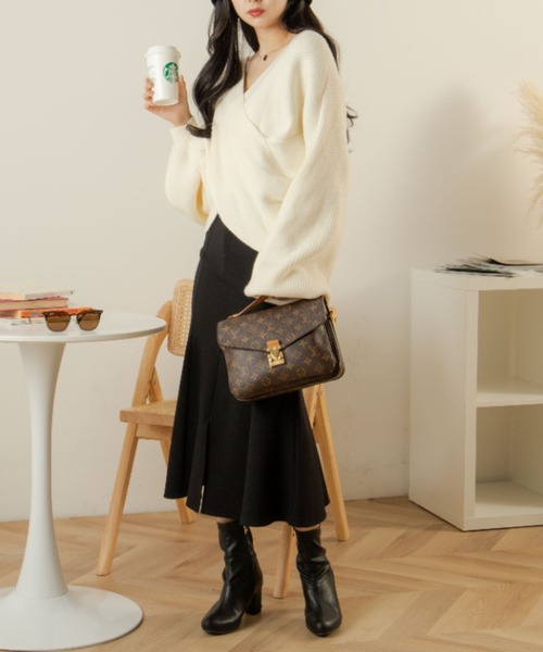 OLUPIC（オルピック）の「OLUPIC/【WEB限定】クロスデザインニットトップス（ニット/セーター・レディース・ダークグレー/アイボリー・FREE）」の17枚目の写真